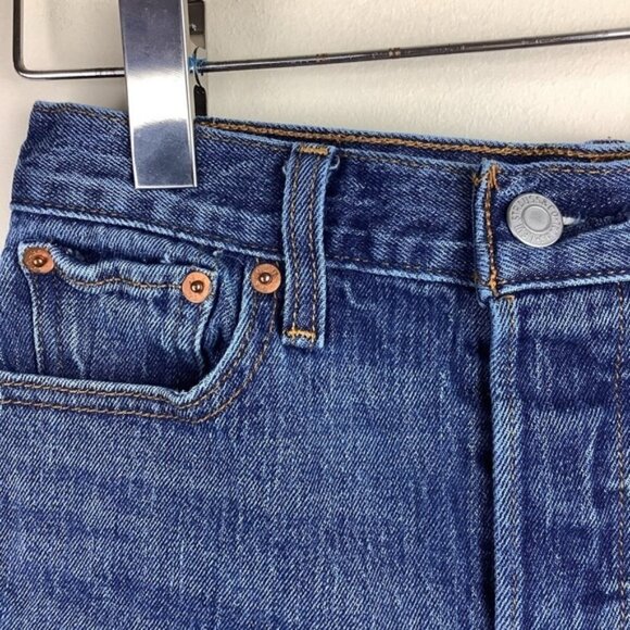 LEVI’S WEDGIE WHITE OAK CONE VINTAGE STYLE JEANS SHORTS - Picture 5 of 13